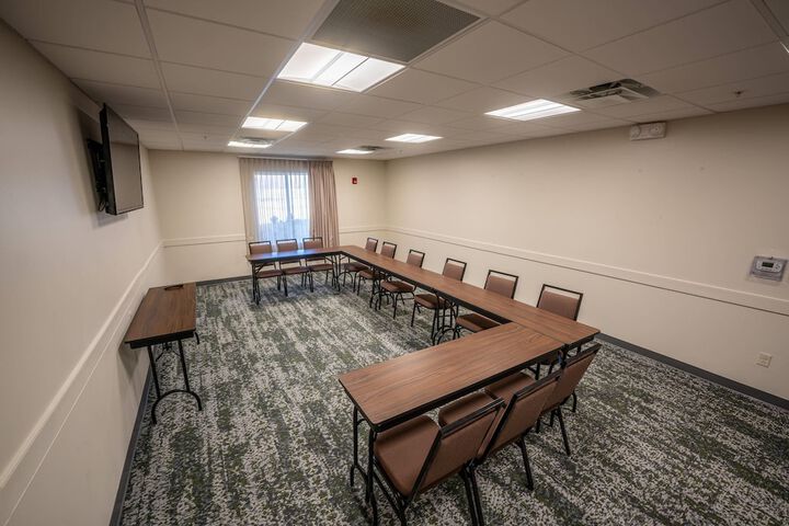 MainStay Suites at Discovery Park of America
