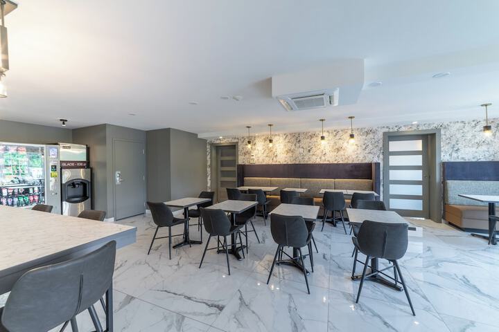 Les Suites de Laviolette an Ascend Collection Hotel