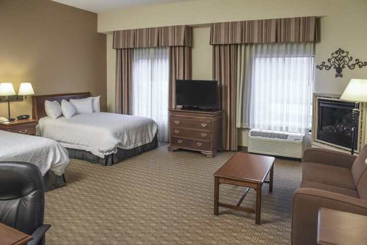 Hampton Inn & Suites Youngstown-Canfield