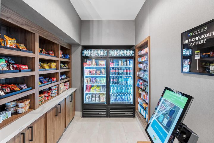 La Quinta Inn & Suites by Wyndham La Habra