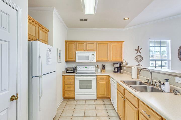 5 Mi to Shore: Condo w / Patio in Sunset Beach!