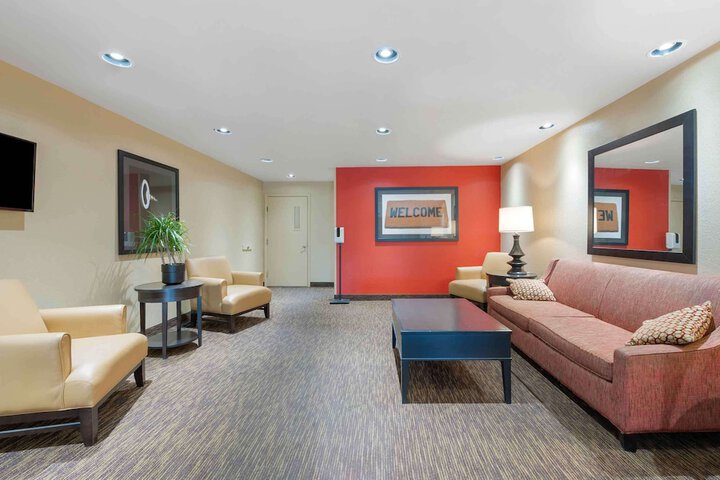 Hotel Interior 11 of 31