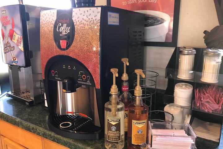Breakfast/Coffee Service 69 of 110