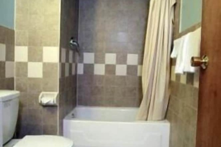 Room 25 of 26