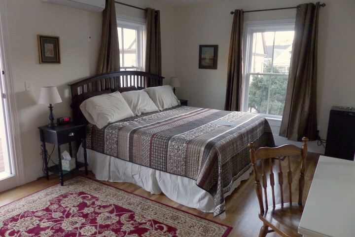 Davis Square Inn