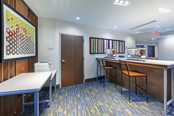 Holiday Inn Express & Suites Tulsa Northeast - Owasso by IHG