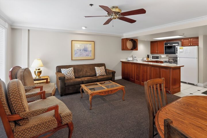 Park Hotel Condominiums