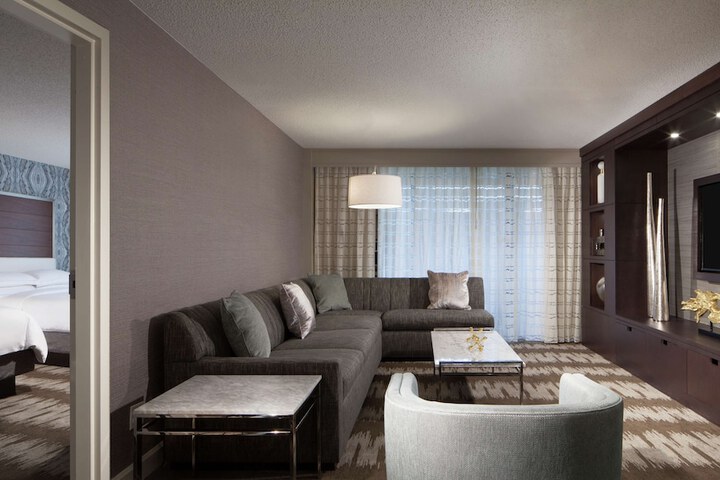 Room 19 of 114