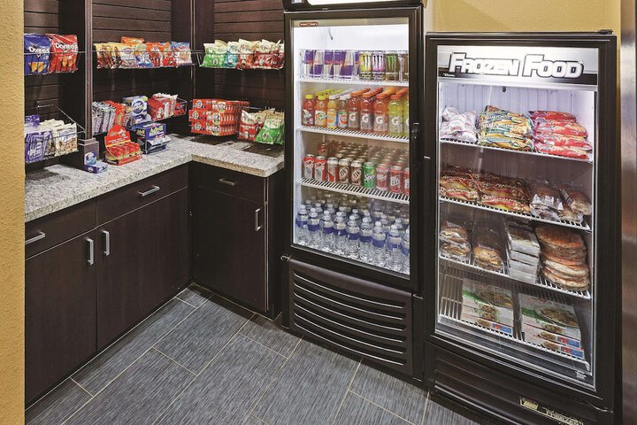 La Quinta Inn & Suites by Wyndham Jourdanton - Pleasanton