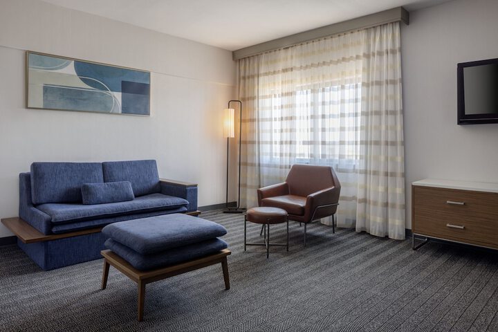 Room 35 of 65