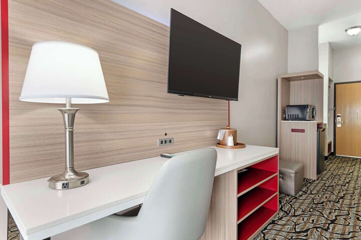 Room 22 of 43