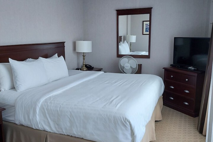Room 35 of 50
