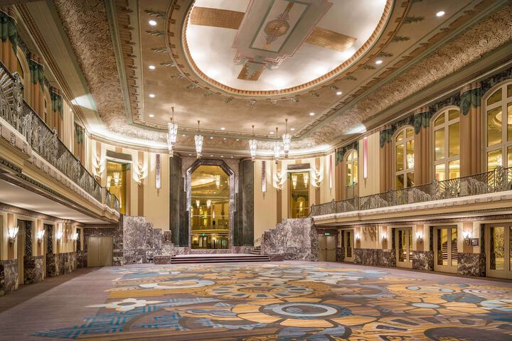 Hilton Cincinnati Netherland Plaza