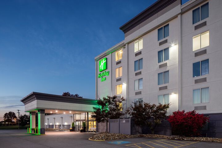 Hotel 2 of 48