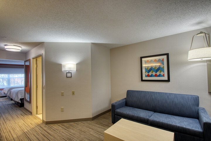 Room 61 of 81