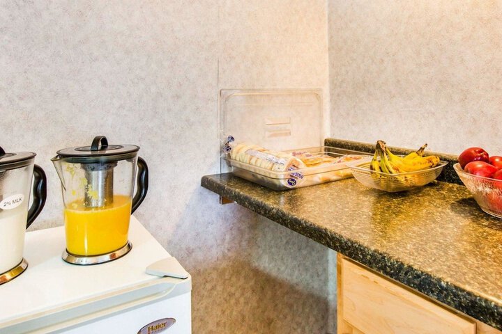 Breakfast/Coffee Service 19 of 19