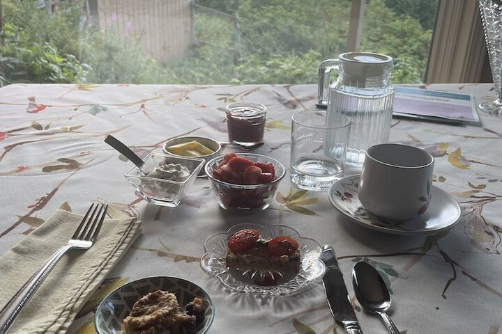 Dining 36 of 46
