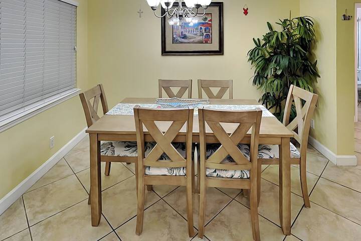 Barefoot Beach Resort B-201 by Distinctive Beach Rentals