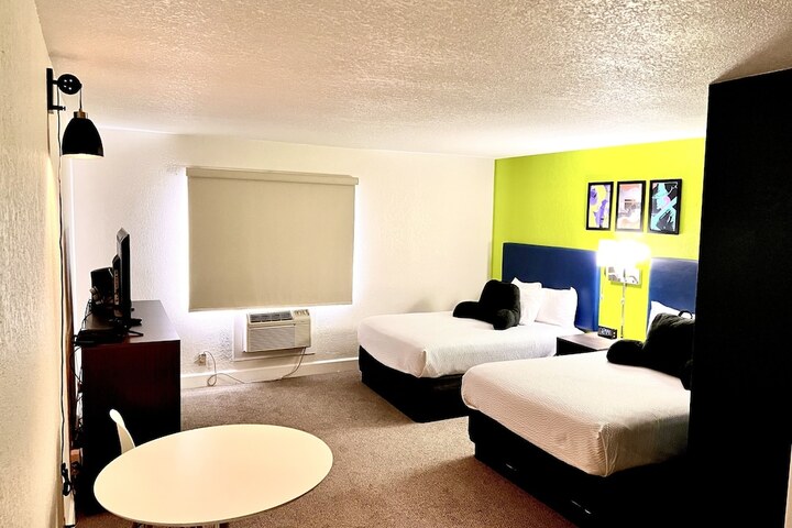 Room 43 of 52