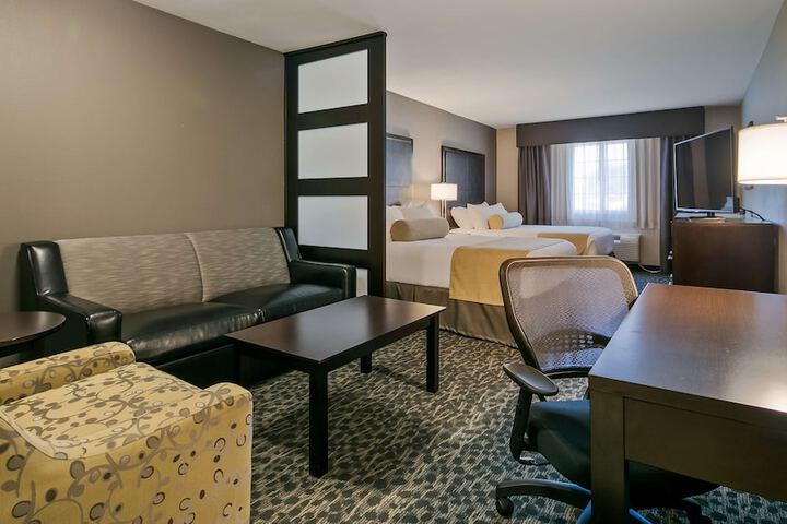 Room 15 of 22