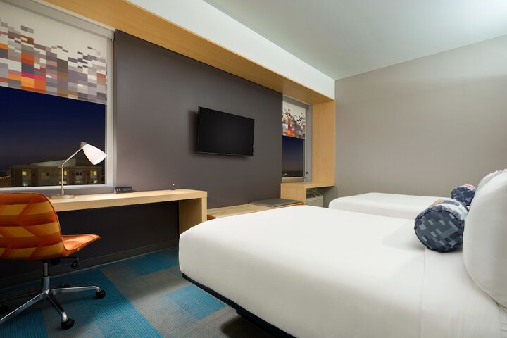 Room 26 of 59