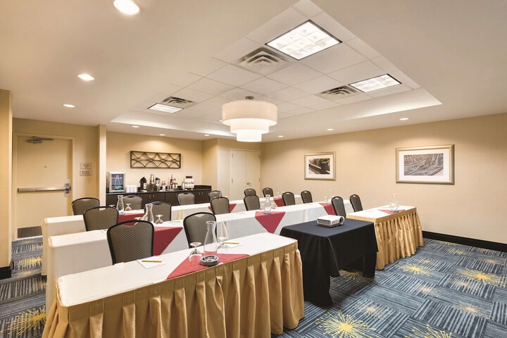 Hilton Garden Inn Fargo