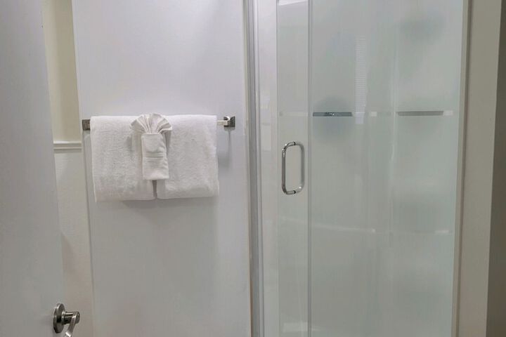 Room 30 of 51