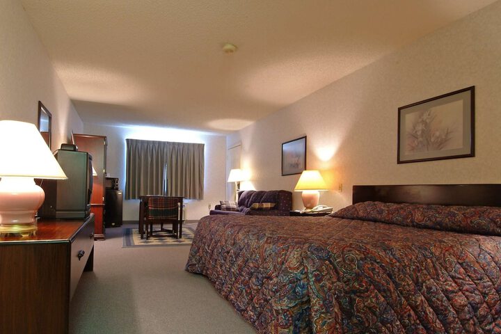 Room 13 of 23