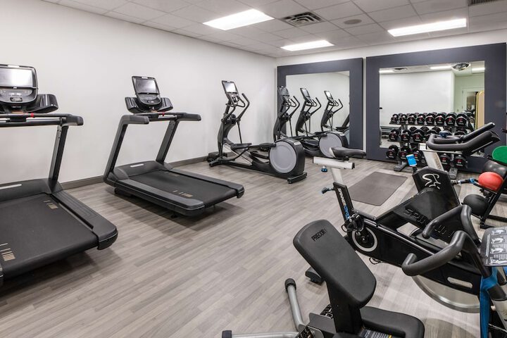 DoubleTree by Hilton Newark Penn Station