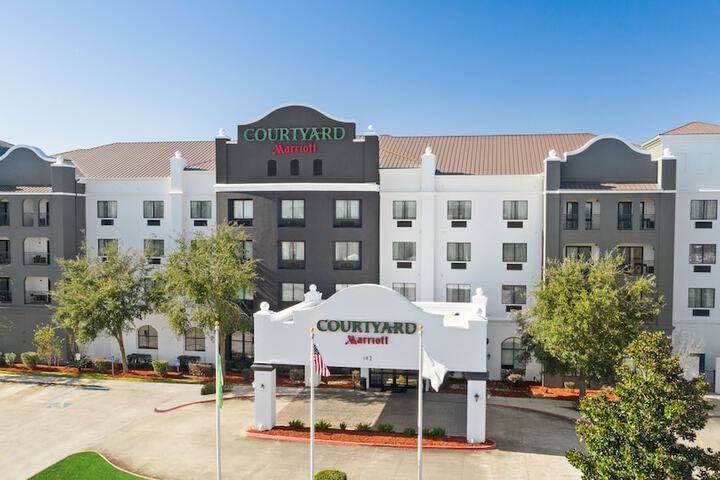 Hotel 3 of 49