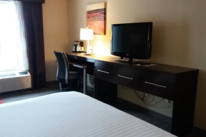 Room 36 of 99