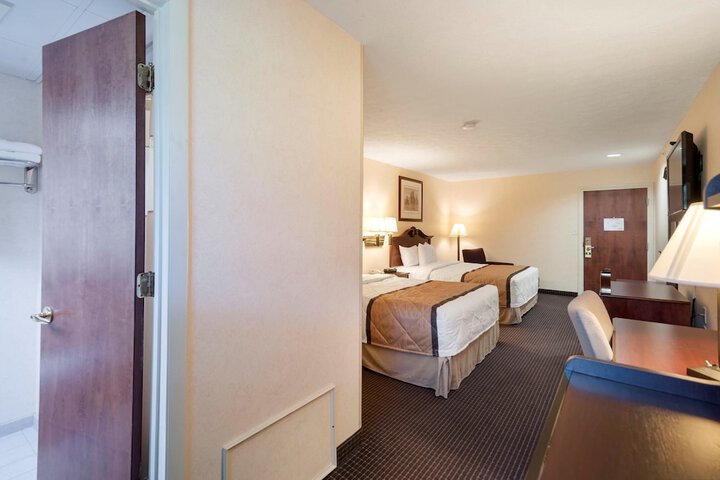 Room 16 of 44