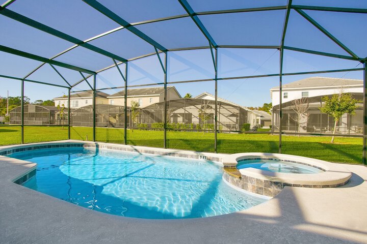 Pool 24 of 127