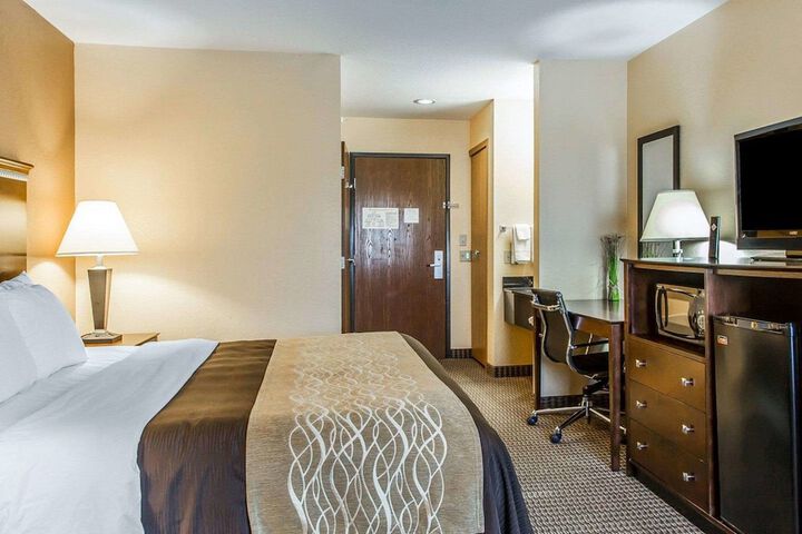 Room 17 of 35