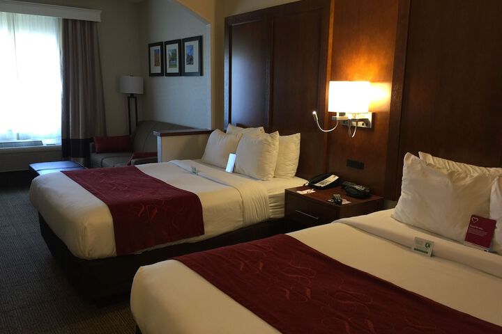 Comfort Suites Near Six Flags Magic Mountain