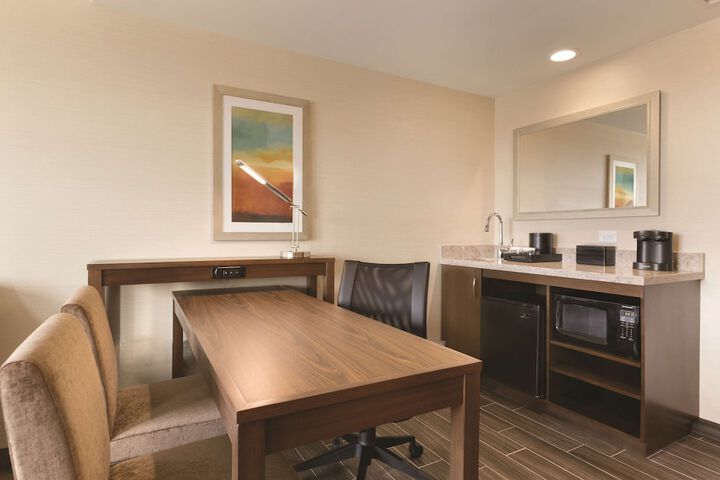 Room 15 of 41
