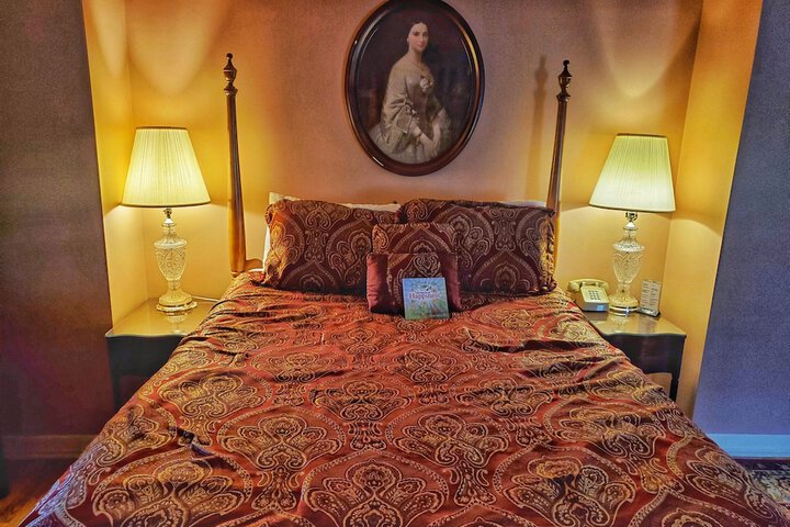 Montague Inn