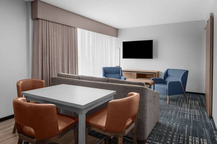 Room 17 of 54