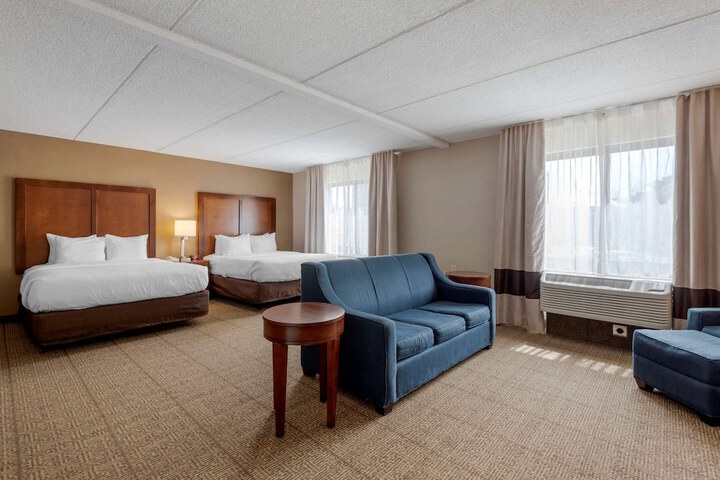 Room 35 of 80