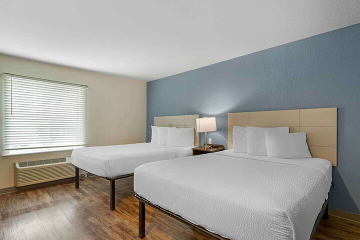 Extended Stay America Select Suites - Tampa - Northeast