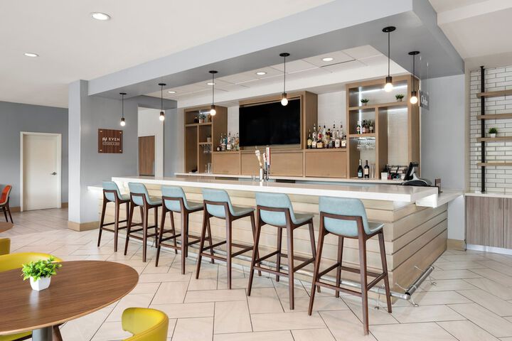 EVEN Hotel Shenandoah - The Woodlands by IHG