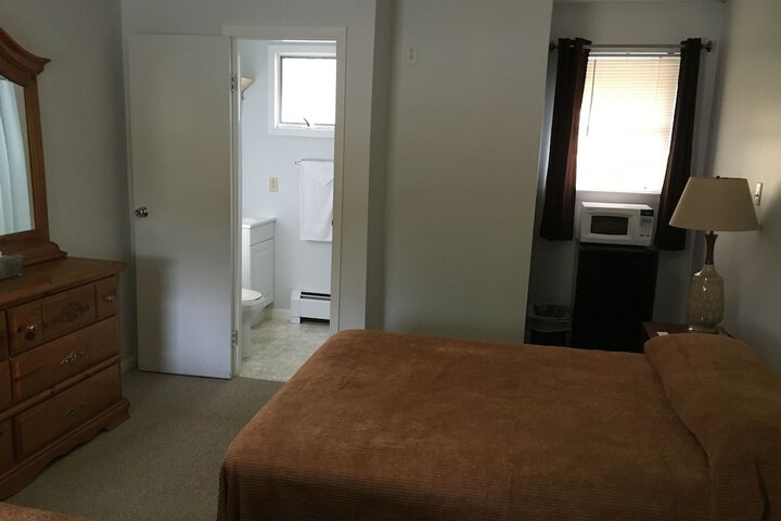 Room 8 of 37