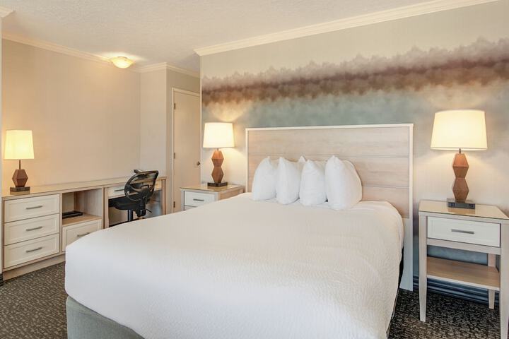 Hallmark Resort - Cannon Beach