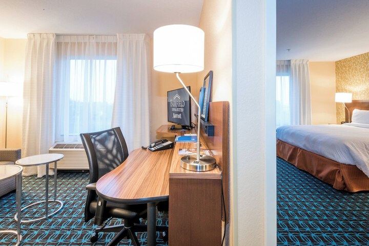 Room 12 of 22