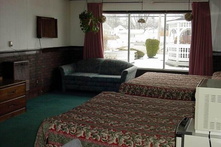 Room 8 of 67