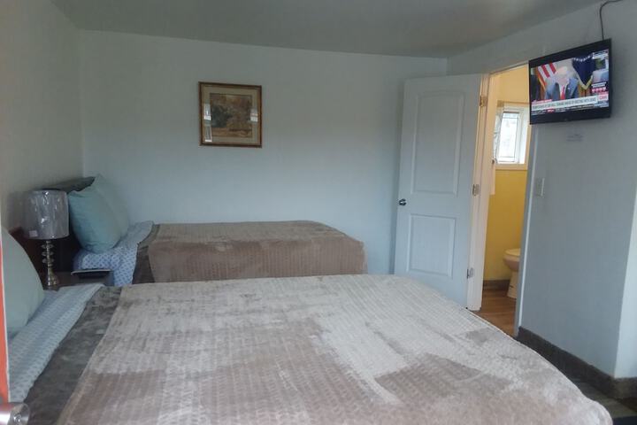 Room 16 of 35