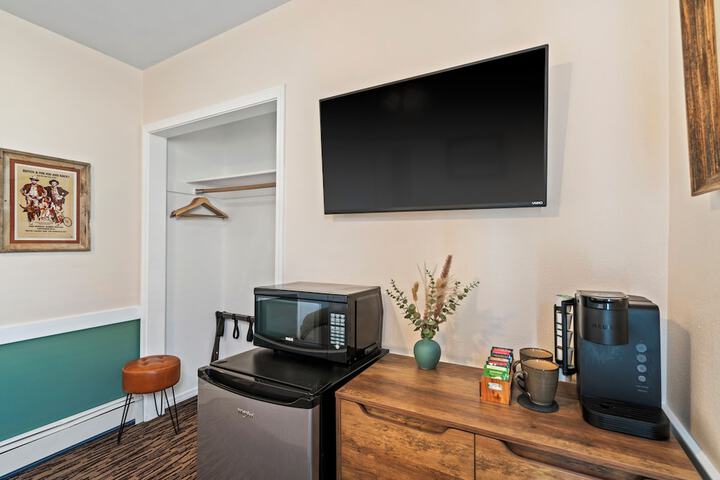 Room 21 of 47