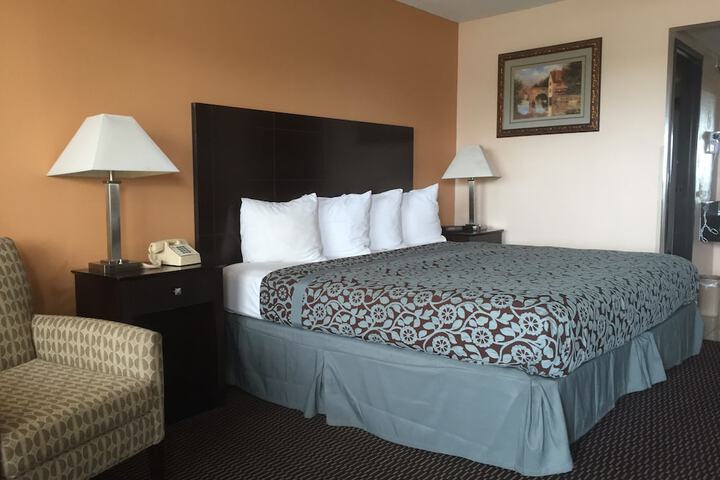 Room 15 of 39