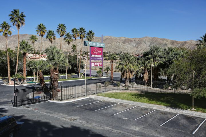 Desert Hot Springs Spa Hotel