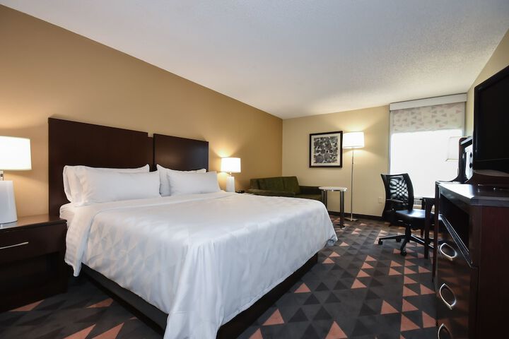 Holiday Inn Lumberton by IHG